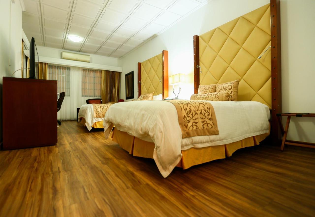 Deluxe Double Room,1456626991:JPEG