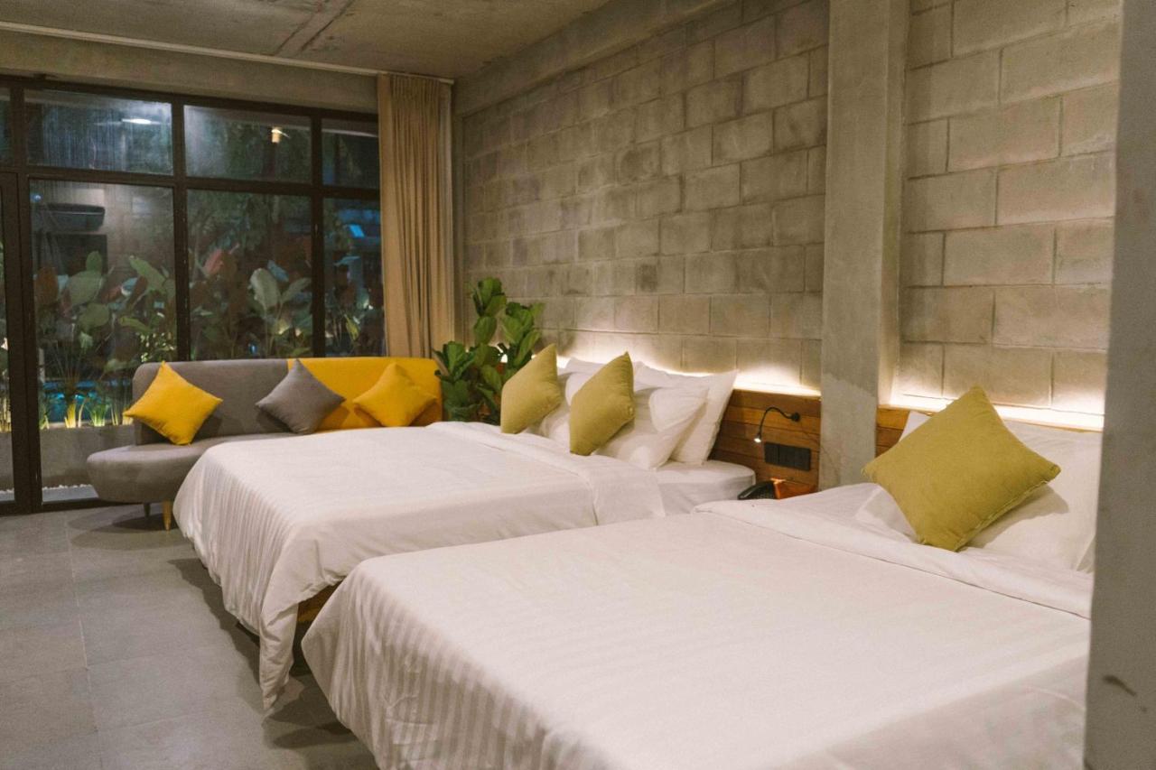 Deluxe Triple Room