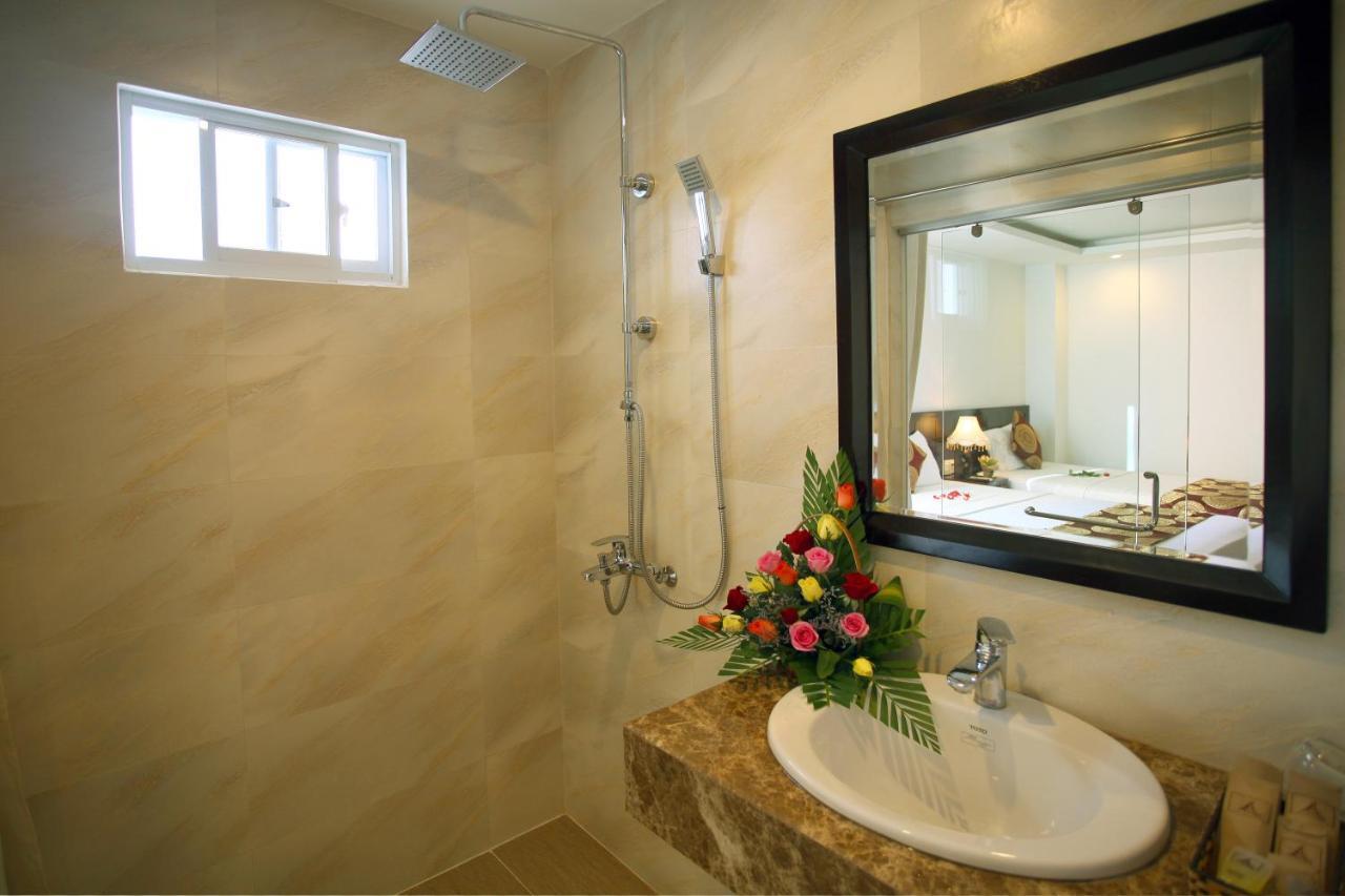 Deluxe Twin Room Balcony City View