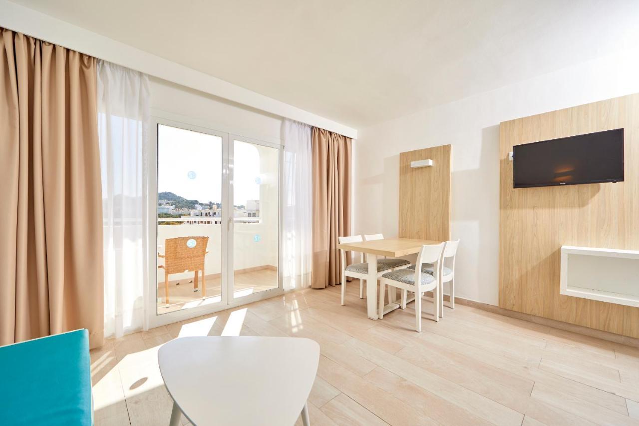 One-Bedroom Apartment Balcony
