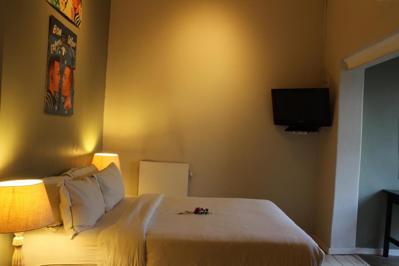 Queen Room