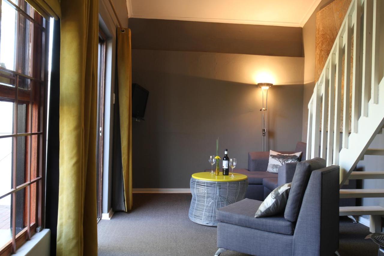 Family Room Private Bathroom