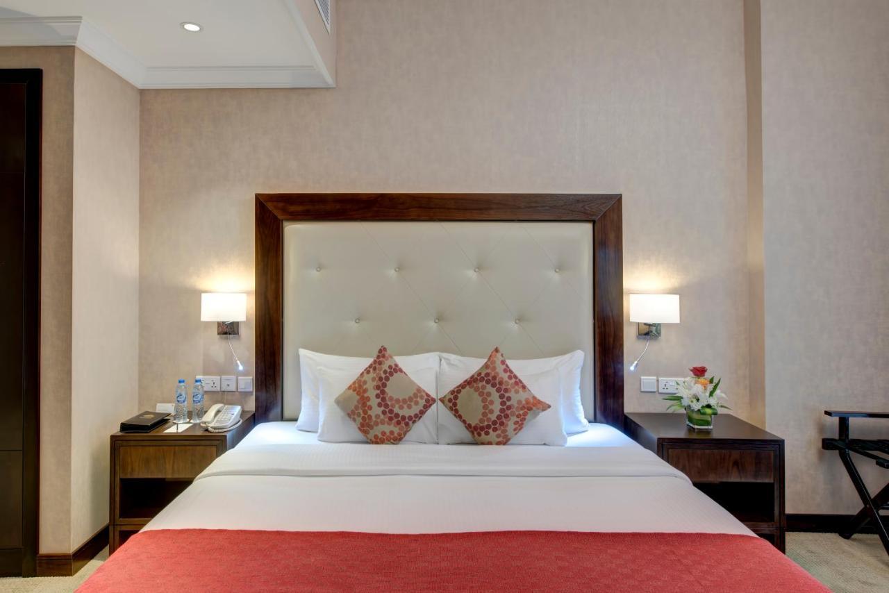 Deluxe King Room,1722889649:JPEG