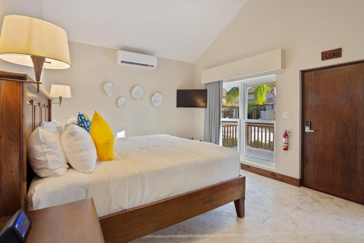 One-Bedroom Bungalow