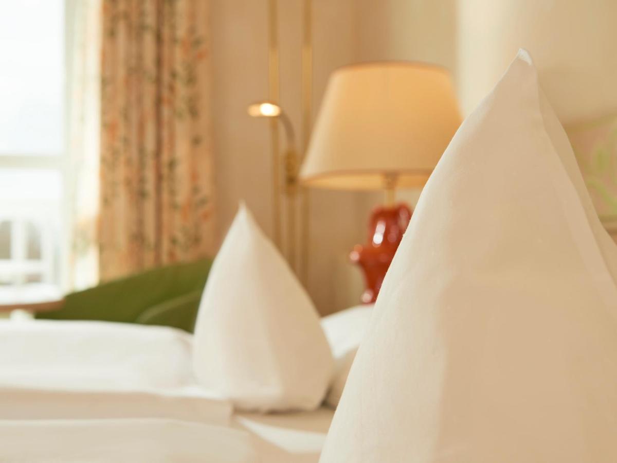 Doppelzimmer seeseitig mit Balkon