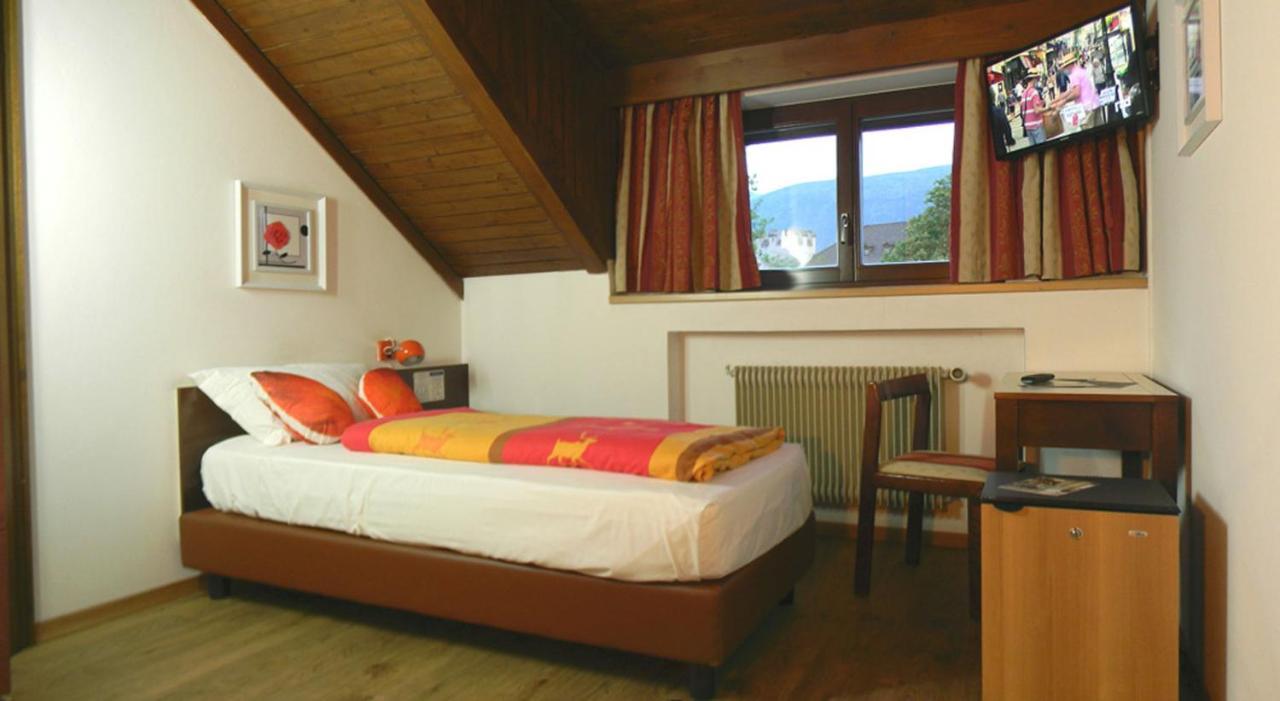 Single Room,140314683:JPEG
