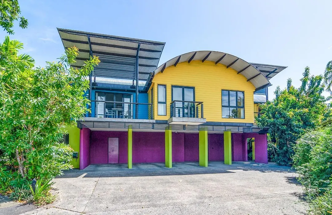 Dreamcatcher Beach-Side Apartments-1