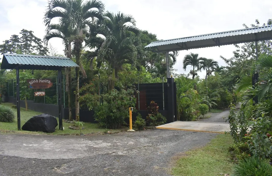 Hotel Roca Negra Del Arenal-1