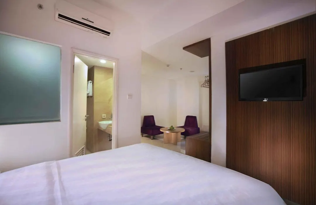 Favehotel Pgc Cililitan-1