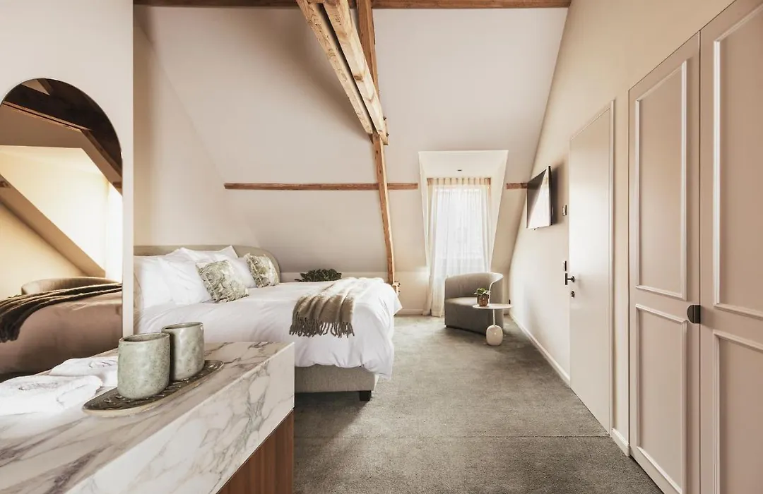 Raphaelles Boutique B&B-1