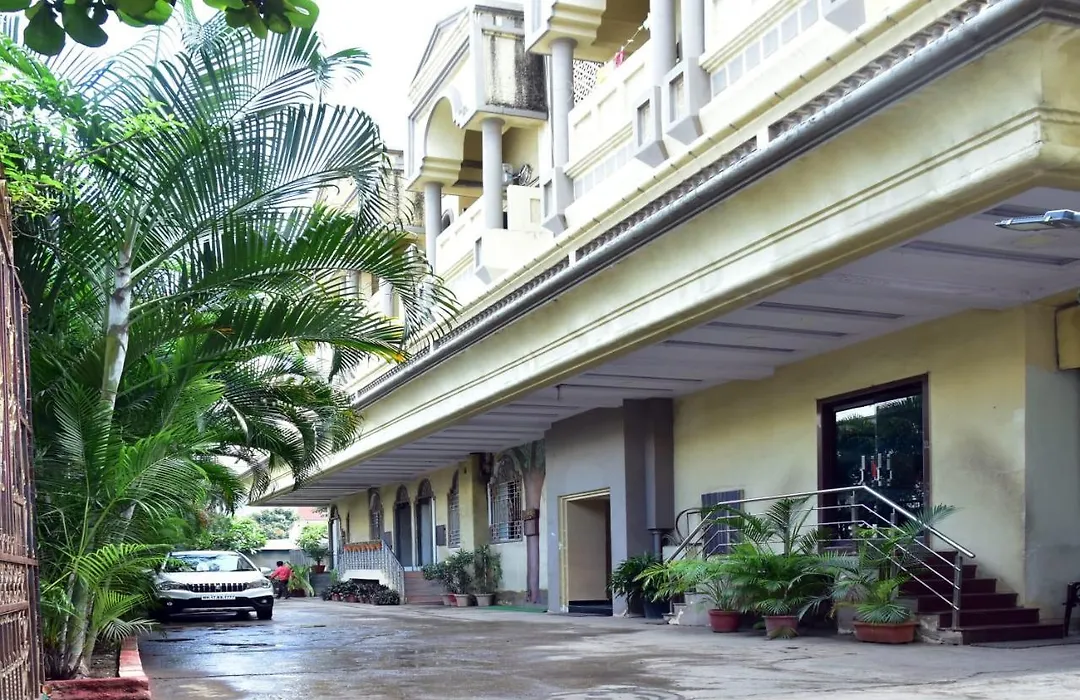 Hotel Saideep Villas, Shirdi-1