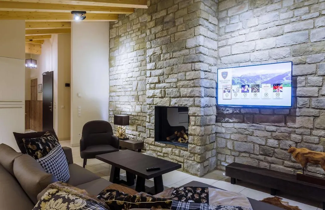 Avenida Mountain Lodges Saalbach Incl Joker Card-1