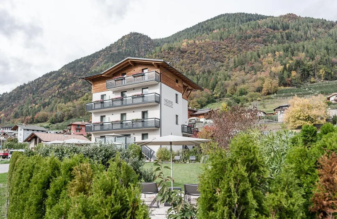 Nidaris - Luxury Private Spa Suites-1