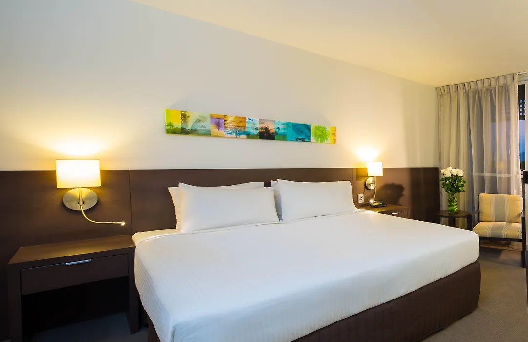 Cairns Harbourside Hotel-1