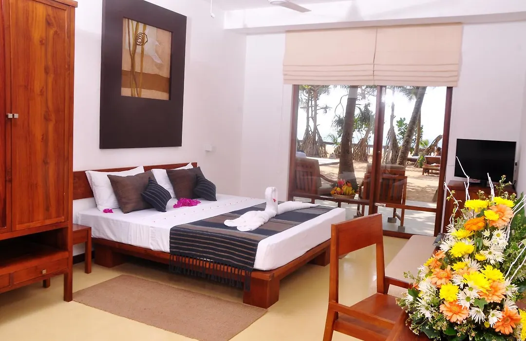 Pandanus Beach Resort & Spa-1