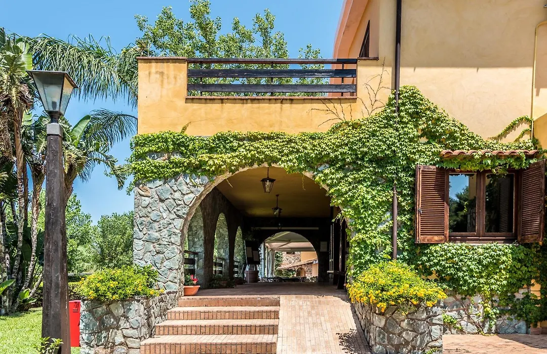 Residence Club Sangineto-1