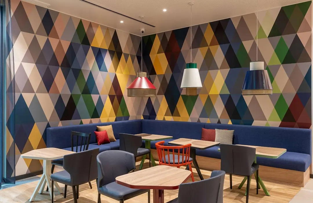 Hampton By Hilton Munich City North-1