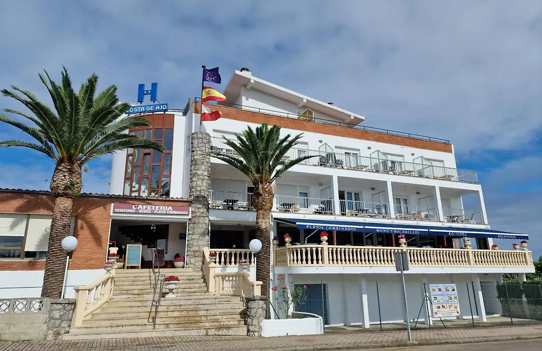 Hotel Costa de Ajo-1