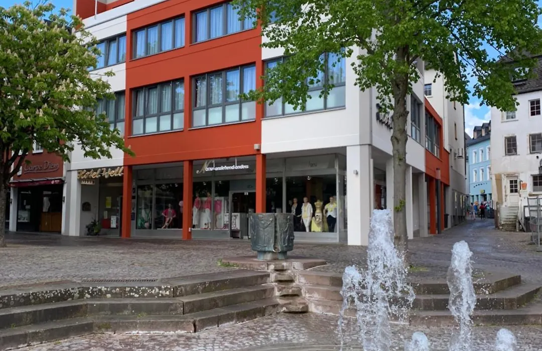 Hotel Well Garni-1