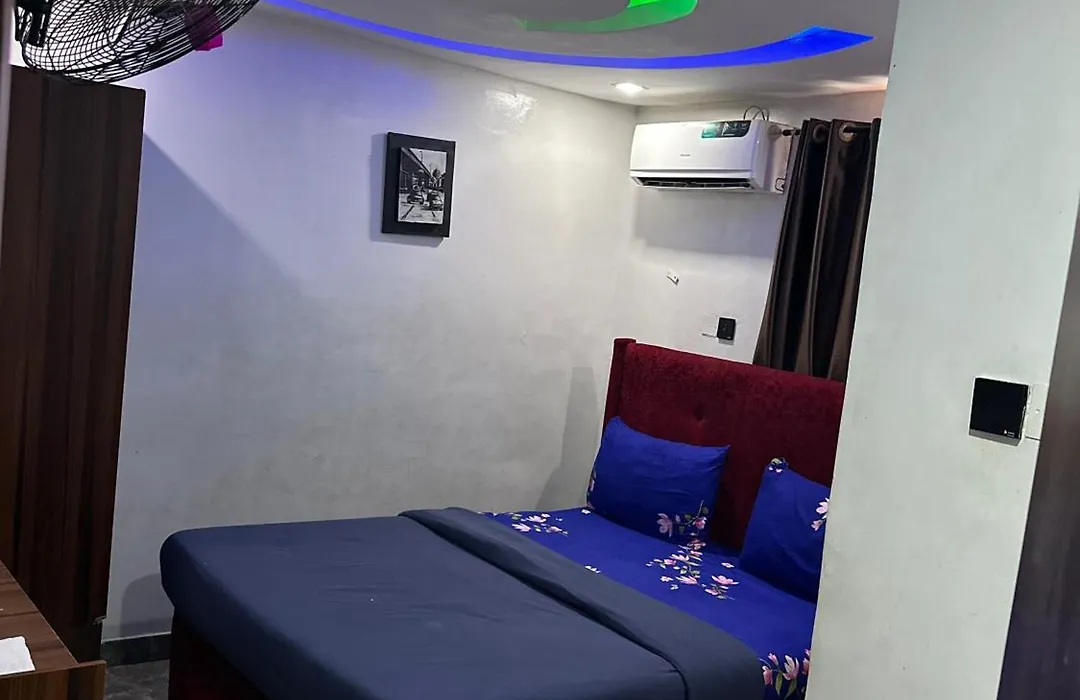 Lords&Ladies Suites-1