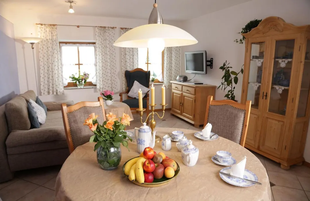 Lindlweberhof-1