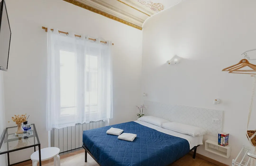 Florence Rooms-1
