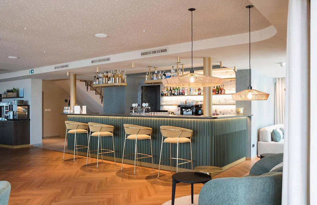 Hotel Meinhardt-1
