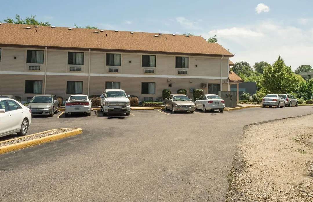 Super 8 By Wyndham Red Wing-1