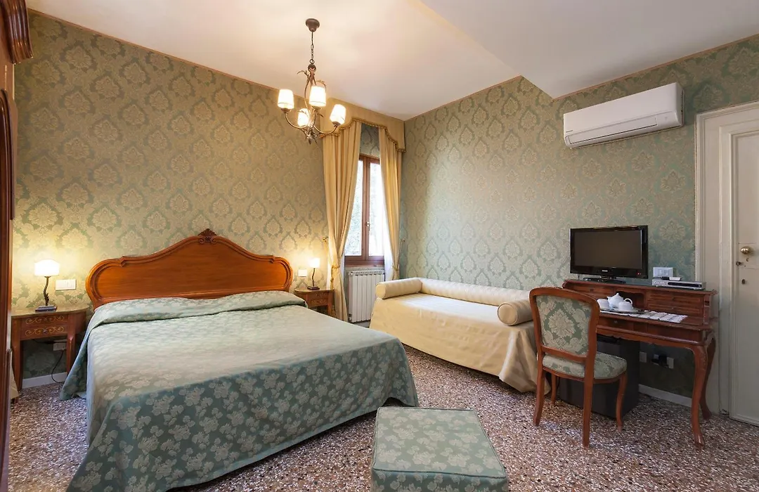 B&B Al Palazzetto-1