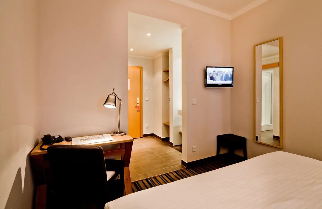Hotel Stachus-1