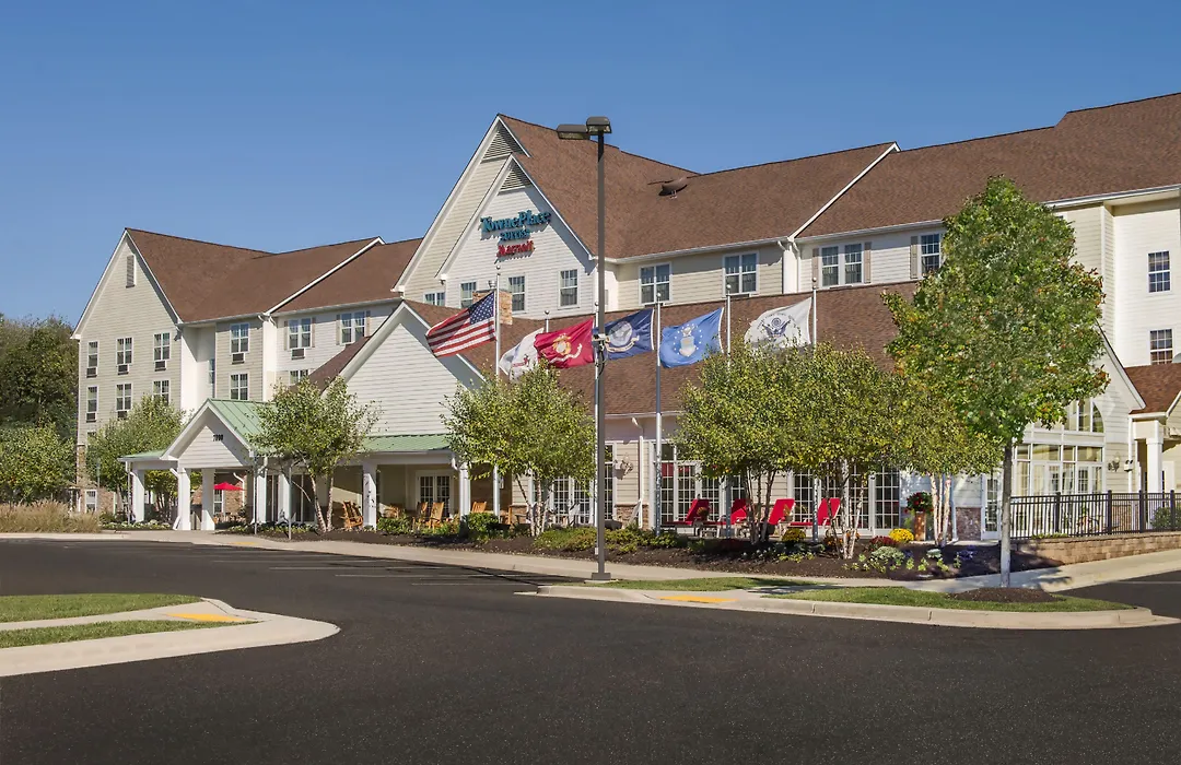 Towneplace Suites By Marriott Clinton At Joint Base Andrews-1