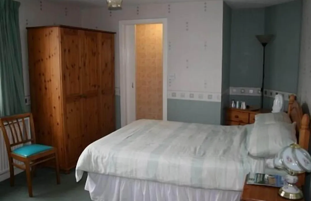 Glenview Guest House-1