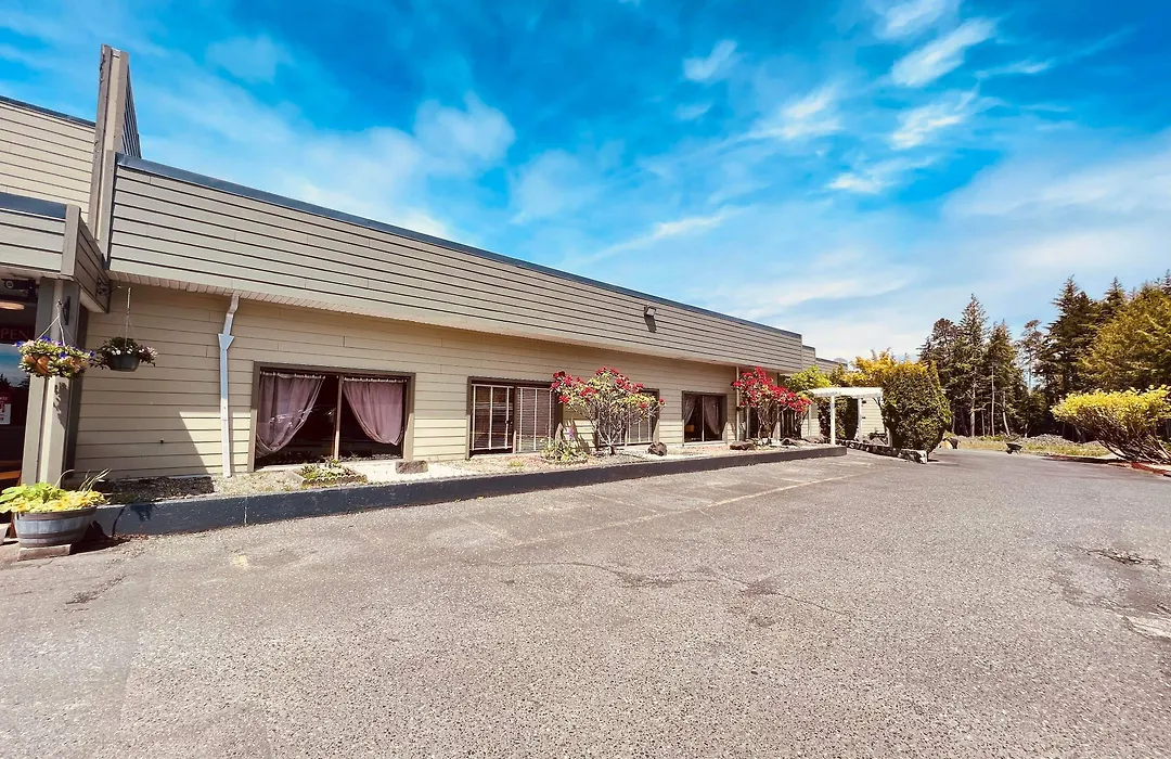 Airport Inn-1