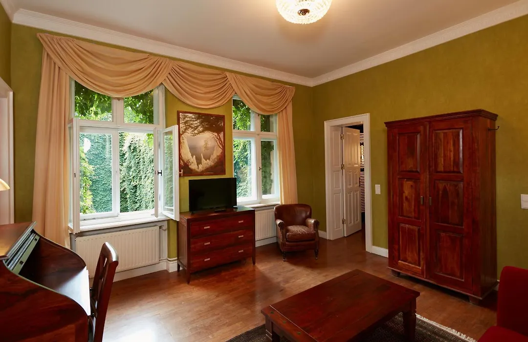 Arte Luise Kunsthotel-1