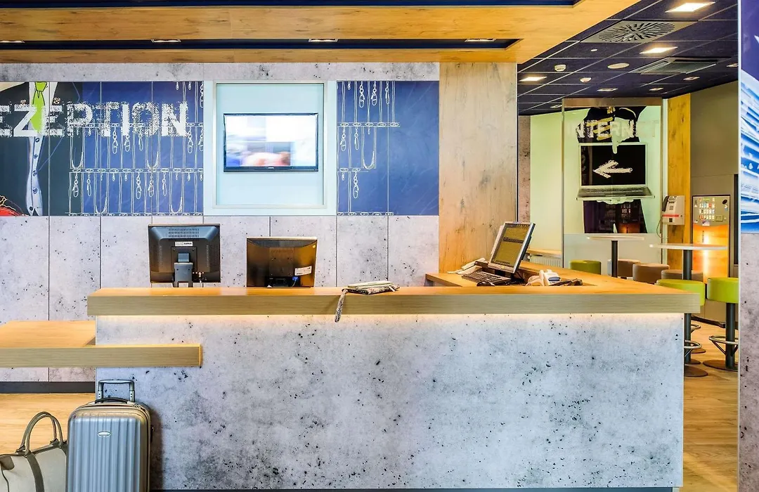 Ibis Budget Metz Technopole-1