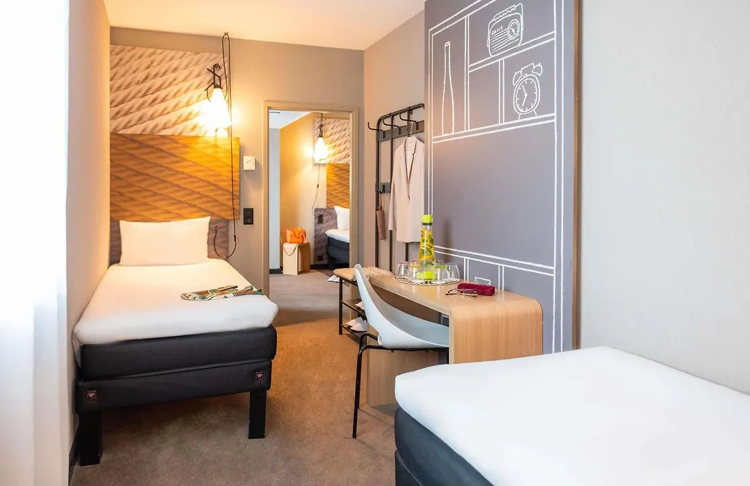 Ibis Geneve Centre Lac-1