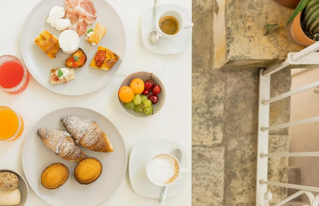 Antico Mondo Rooms & Suites-1
