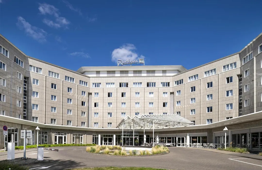Radisson Blu Hotel Dortmund-1