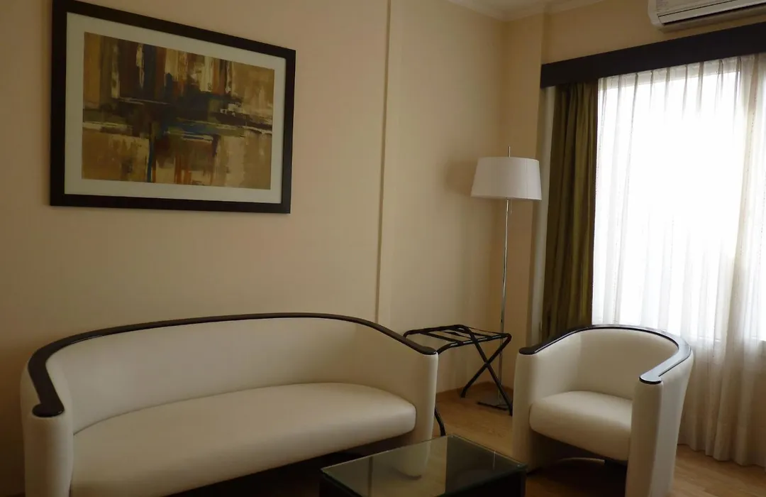 Hotel Osam-1