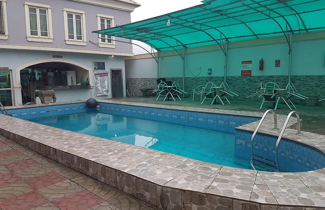 Royal Terrace Hotel & Towers-1