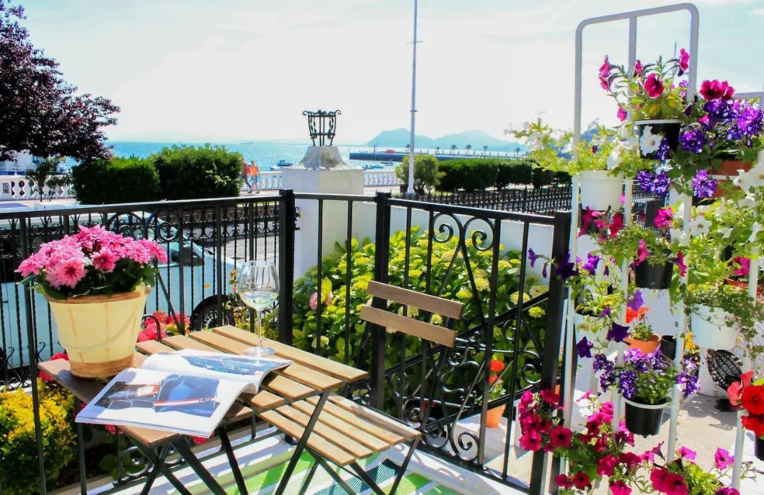 Villa Floren Castro Urdiales-1