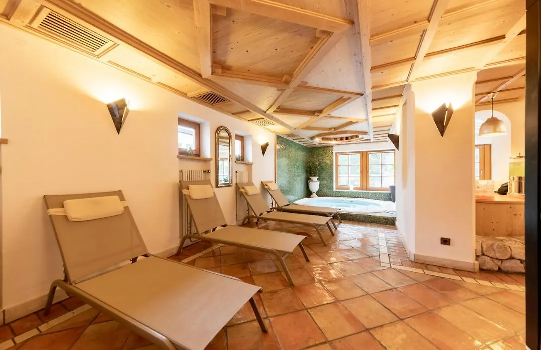 Hotel Dolomiti-1