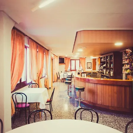 Hotel Moreno-2