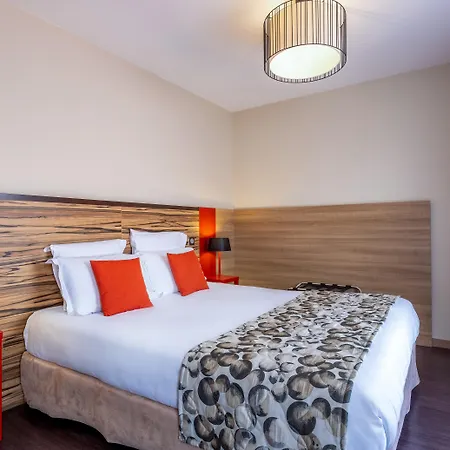 Aparthotel Adagio Lyon Patio Confluence-3
