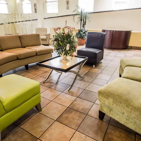 Quality Inn & Suites Winter Park Village Area-2