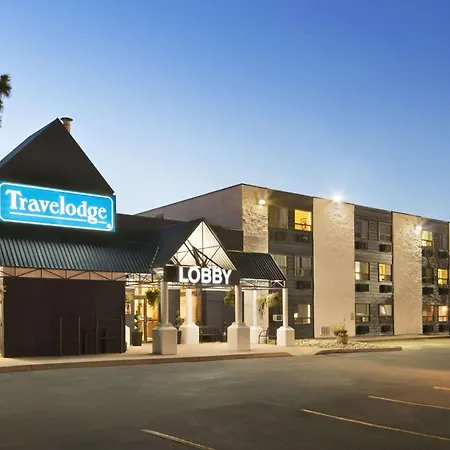 Travelodge By Wyndham Edmonton South-2
