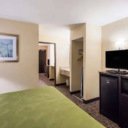Quality Inn & Suites Caseyville - St Louis-3