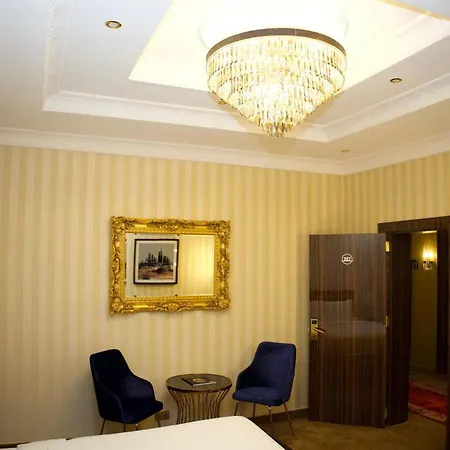 No.1 Hotel-3