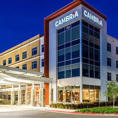 Wyndham Westfield-2