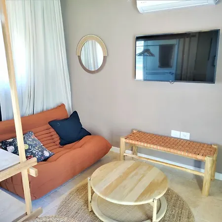 Mina Boutique-2